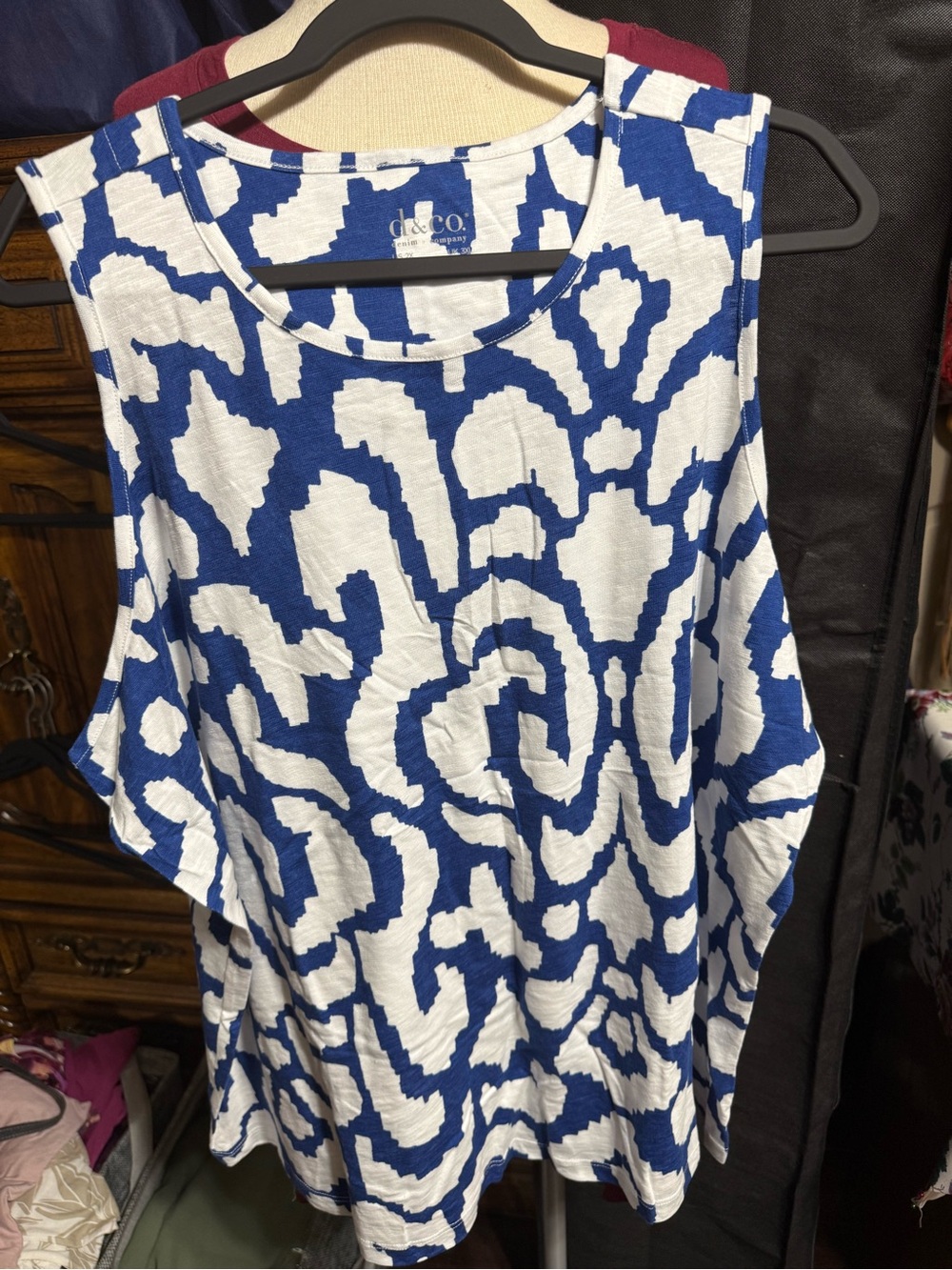 Denim&Co Blue and White Abstract Print Tank